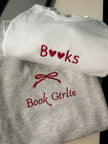 Book Lover – Embroidered Sweatshirt Petitrue