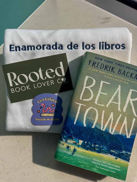 Enamorada De Los Libros – Embroidered Sweatshirt Rooted Book Lover Co